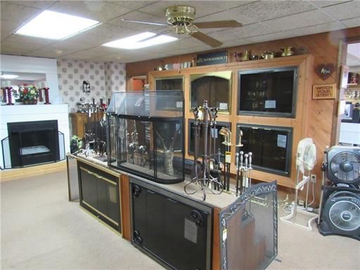 44 Main St, Englishtown, NJ 07726